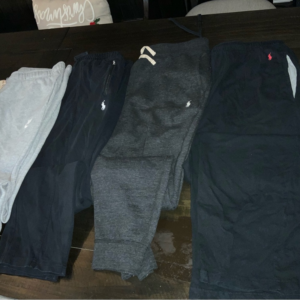 Mixed Brand men’s Sweatpants Pack - Gray, Black, Charcoal - Picture 2 of 3